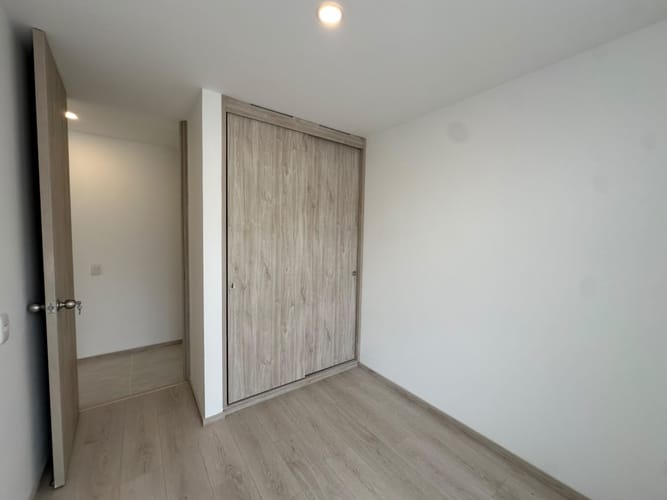 Apartamento de 2 alcobas en arriendo en Baja Suiza, Manizales, 77 m² · foto 19 de 24