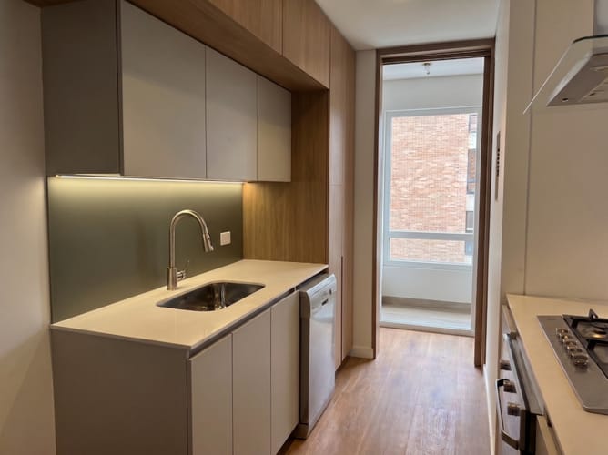 Apartamento de 2 alcobas en venta en Santa Ana Oriental, Bogotá, 94 m² · foto 3 de 11