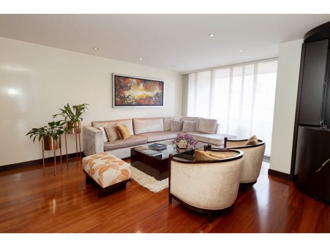 Apartamento de 3 alcobas en venta en Lisboa Usaquén, Bogotá, 154 m² · foto 2 de 19