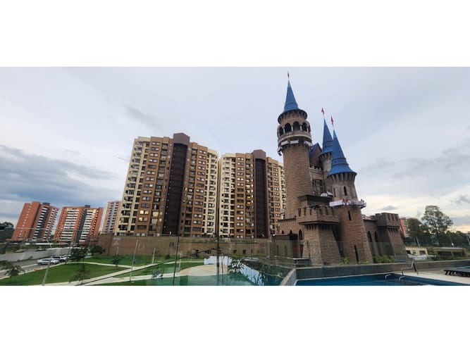 Apartamento de 3 alcobas en venta en San Antonio De Pereira, Rionegro, 73 m² · foto 2 de 24