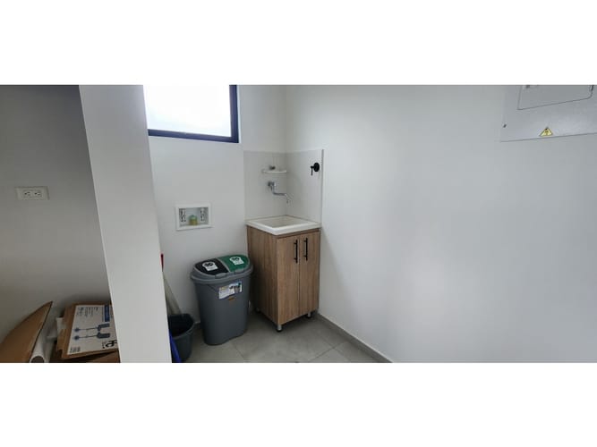 Apartamento de 3 alcobas en venta en San Antonio De Pereira, Rionegro, 73 m² · foto 9 de 24