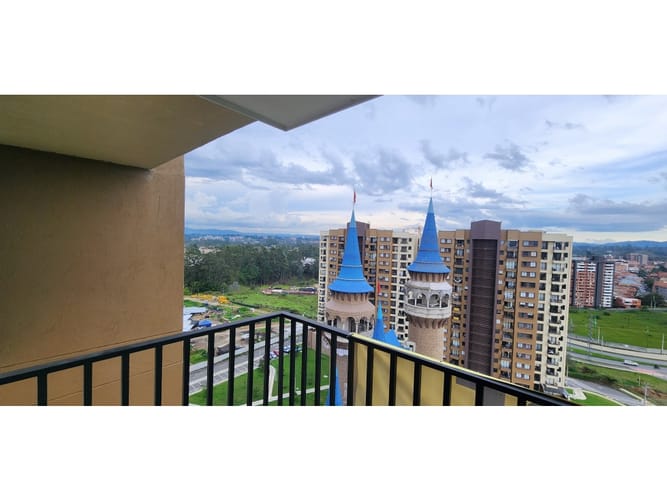 Apartamento de 3 alcobas en venta en San Antonio De Pereira, Rionegro, 73 m² · foto 10 de 24