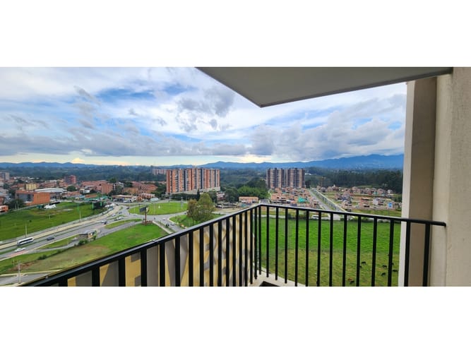 Apartamento de 3 alcobas en venta en San Antonio De Pereira, Rionegro, 73 m² · foto 11 de 24