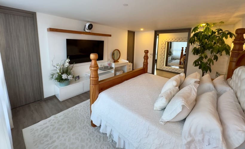Apartamento de 4 alcobas en venta en El Poblado, Medellín, 215 m² · foto 9 de 22