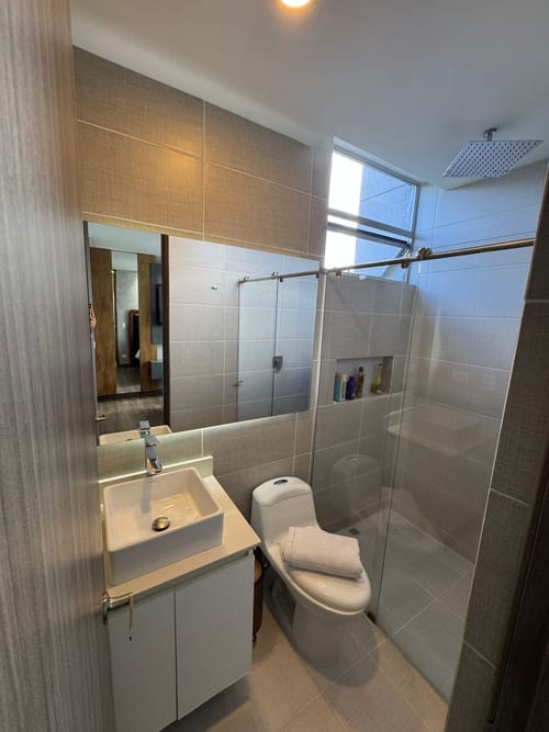 Apartamento de 4 alcobas en venta en El Poblado, Medellín, 215 m² · foto 10 de 22