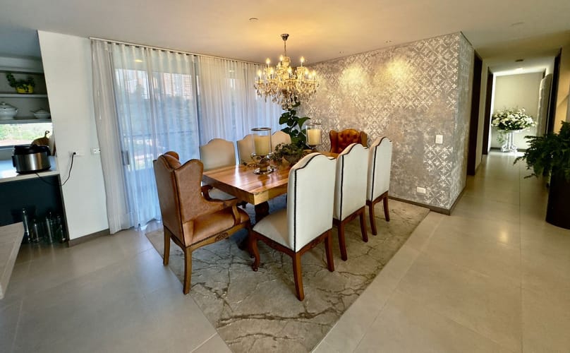 Apartamento de 4 alcobas en venta en El Poblado, Medellín, 215 m² · foto 17 de 22