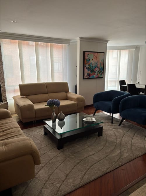 Apartamento de 3 alcobas en venta en Cedritos, Bogotá, 115 m² · foto 1 de 12