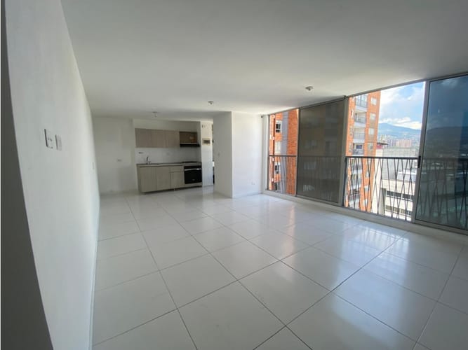 Apartamento de 2 alcobas en arriendo en Playas De Doña Maria, Sabaneta, 85 m² · foto 3 de 24