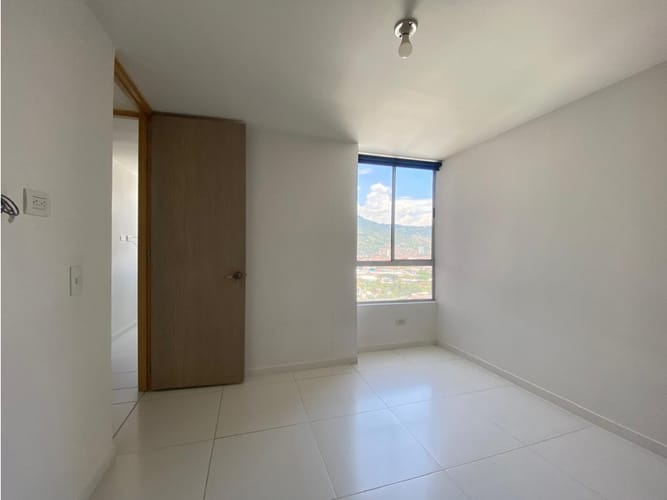 Apartamento de 2 alcobas en arriendo en Playas De Doña Maria, Sabaneta, 85 m² · foto 7 de 24