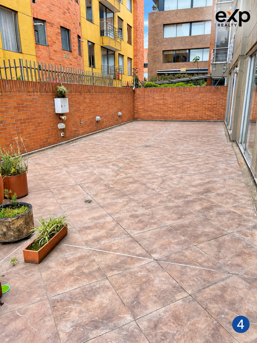 Apartamento de 3 alcobas en venta en Santa Paula, Bogotá, 218 m² · foto 4 de 14