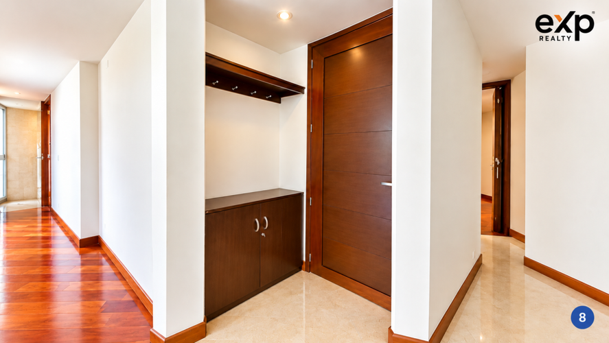 Apartamento de 3 alcobas en venta en Santa Paula, Bogotá, 218 m² · foto 8 de 14