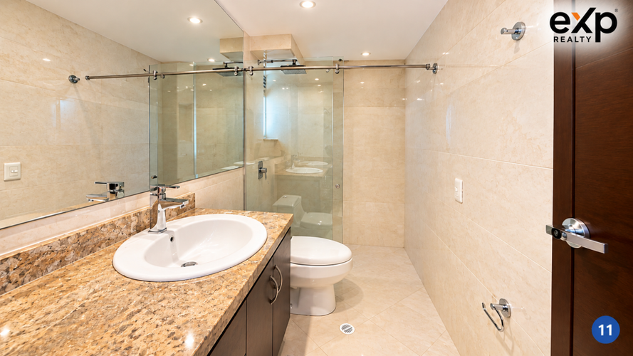 Apartamento de 3 alcobas en venta en Santa Paula, Bogotá, 218 m² · foto 11 de 14