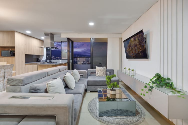 Apartamento de 3 alcobas en venta en Vía Las Palmas, Medellín, 95 m² · foto 1 de 22