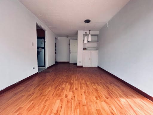 Apartamento de 2 alcobas en venta en San Cipriano, Bogotá, 57 m² · foto 3 de 24