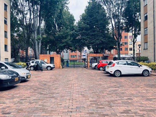 Apartamento de 2 alcobas en venta en San Cipriano, Bogotá, 57 m² · foto 13 de 24