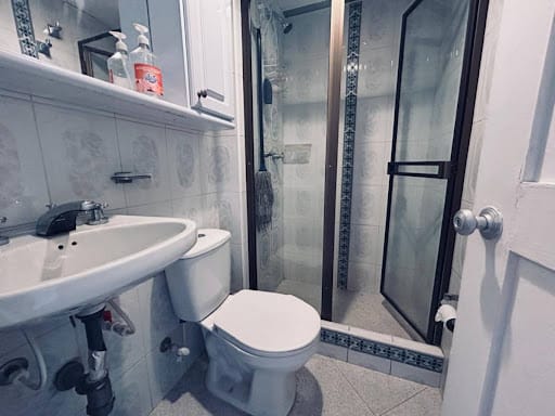 Apartamento de 2 alcobas en venta en San Cipriano, Bogotá, 57 m² · foto 16 de 24
