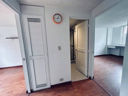 Apartamento de 2 alcobas en venta en San Cipriano, Bogotá, 57 m² · foto 17 de 24
