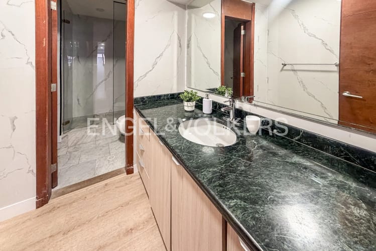 Apartamento de 3 alcobas en venta en La Carolina, Bogotá, 230 m² · foto 18 de 20