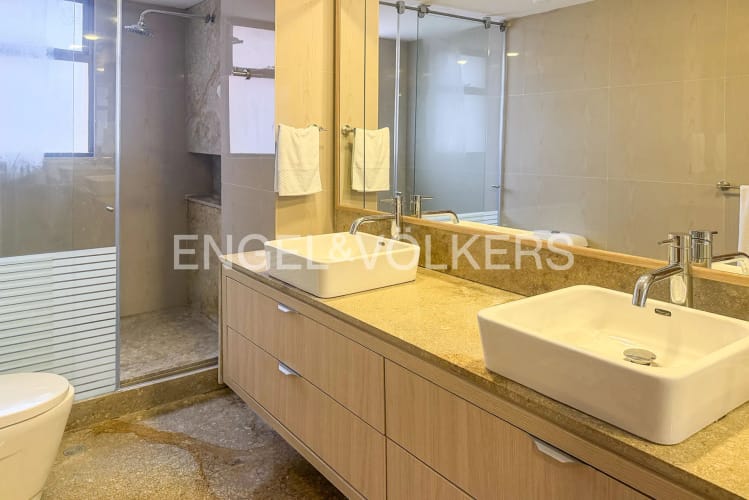 Apartamento de 3 alcobas en venta en La Carolina, Bogotá, 230 m² · foto 14 de 20