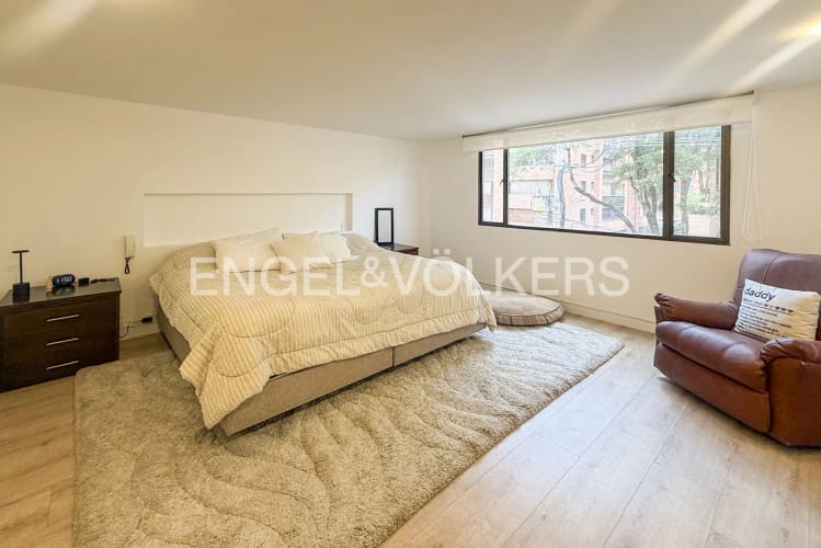 Apartamento de 3 alcobas en venta en La Carolina, Bogotá, 230 m² · foto 13 de 20