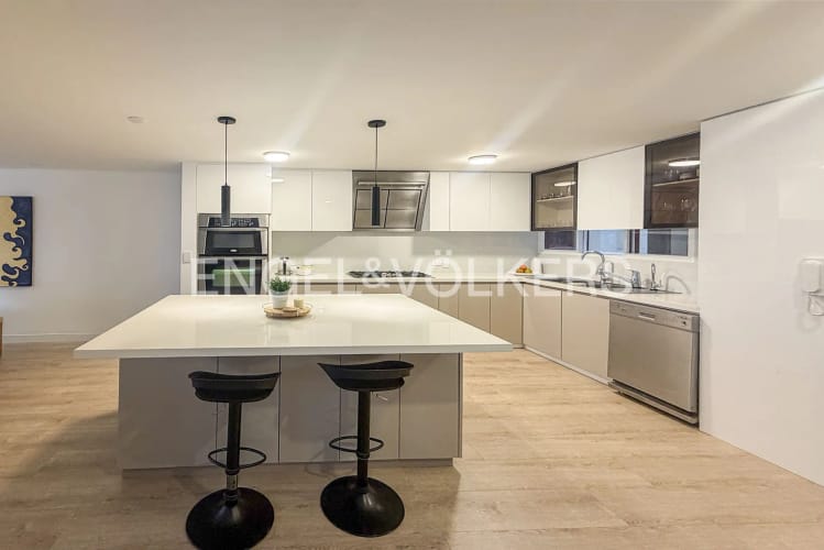 Apartamento de 3 alcobas en venta en La Carolina, Bogotá, 230 m² · foto 7 de 20