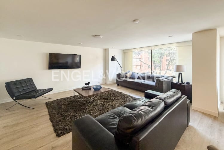 Apartamento de 3 alcobas en venta en La Carolina, Bogotá, 230 m² · foto 4 de 20