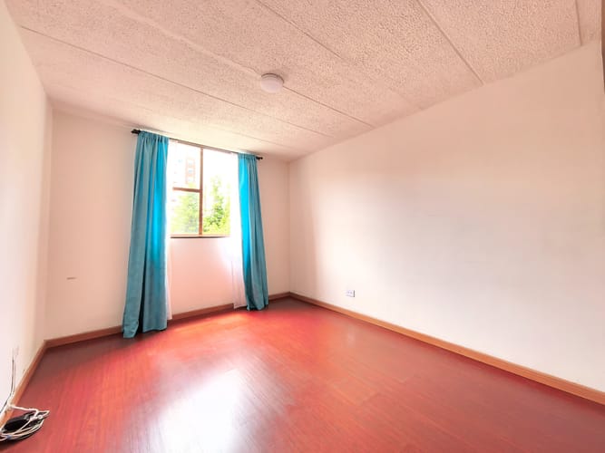 Apartamento de 2 alcobas en venta en Pinar De Suba, Bogotá, 53 m² · foto 11 de 18