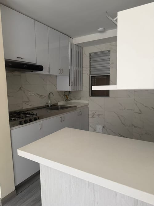 Apartamento de 2 alcobas en arriendo en Hayuelos, Bogotá, 36 m² · foto 2 de 14