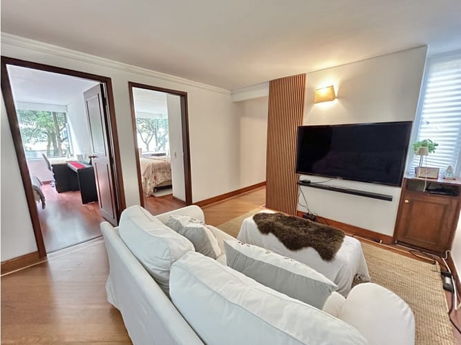 Apartamento de 3 alcobas en venta en Santa Barbara, Bogotá, 135 m² · foto 6 de 21