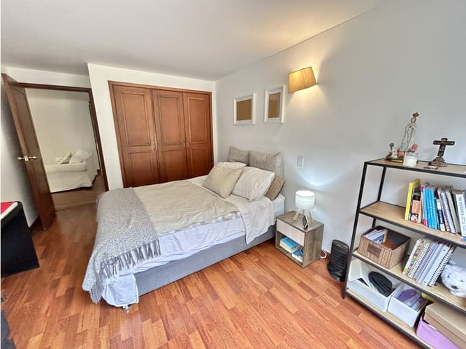 Apartamento de 3 alcobas en venta en Santa Barbara, Bogotá, 135 m² · foto 10 de 21