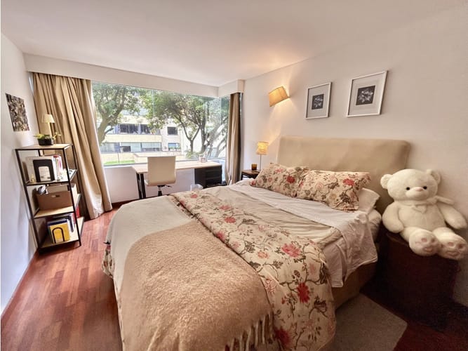 Apartamento de 3 alcobas en venta en Santa Barbara, Bogotá, 135 m² · foto 11 de 21