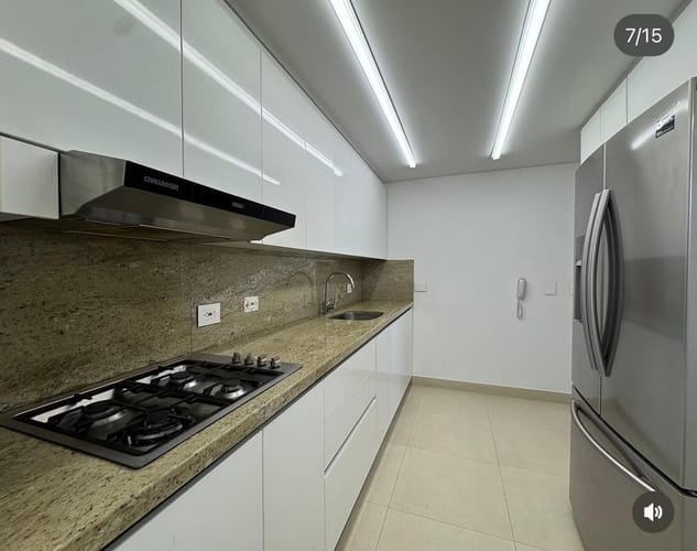 Apartamento de 4 alcobas en venta en Normandia, Cali, 175 m² · foto 2 de 10