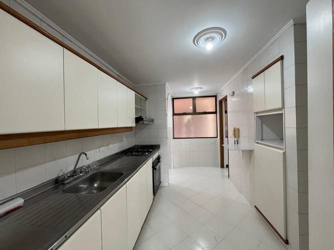 Apartamento de 4 alcobas en venta en Alejandría, Medellín, 137 m² · foto 7 de 21