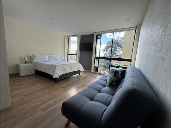 Apartaestudio en venta en Santa Barbara Centro, Bogotá, 26 m² · foto 2 de 12