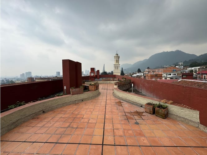 Apartaestudio en venta en Santa Barbara Centro, Bogotá, 26 m² · foto 11 de 12
