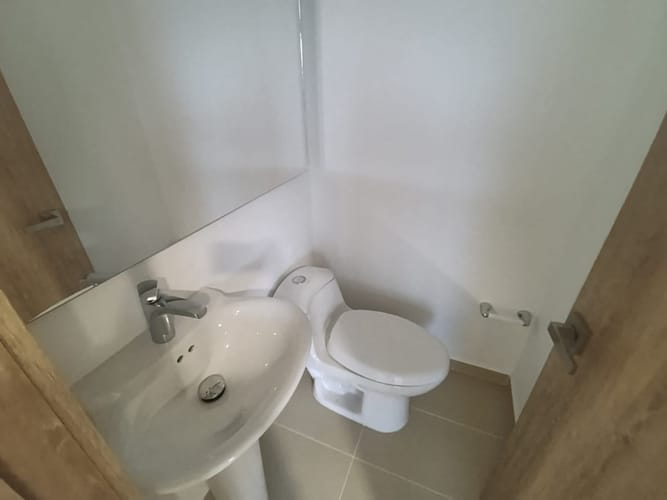Apartamento de 2 alcobas en arriendo en Centro, Rionegro, 69 m² · foto 10 de 14