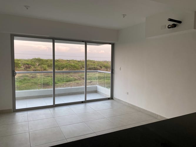 Apartamento de 2 alcobas en arriendo en Serena Del Mar, Cartagena, 69 m² · foto 10 de 16