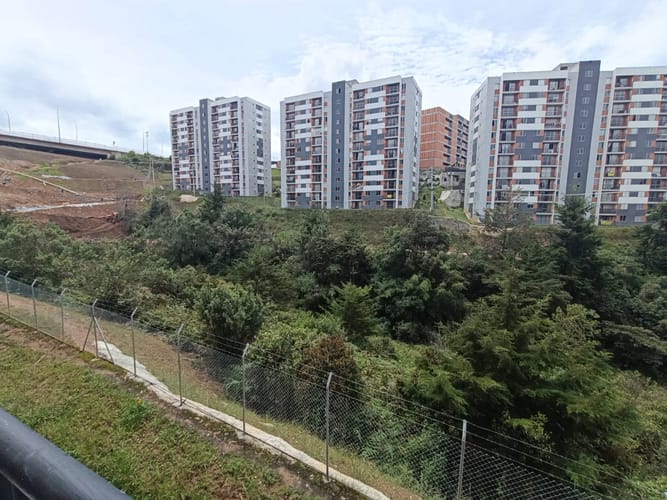 Apartamento de 3 alcobas en arriendo en Belchite, Rionegro, 50 m² · foto 4 de 12