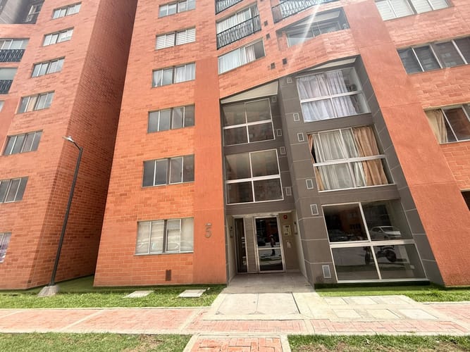 Apartamento de 2 alcobas en arriendo en Fontibon, Bogotá, 46 m² · foto 2 de 24
