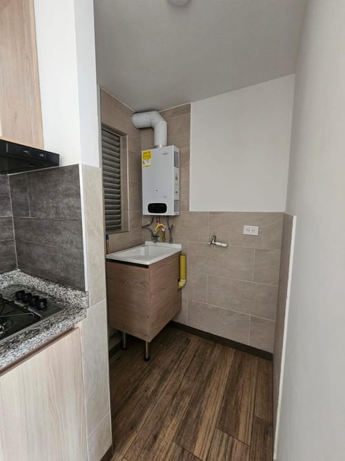 Apartamento de 3 alcobas en arriendo en San Jose, Mosquera, 50 m² · foto 5 de 19