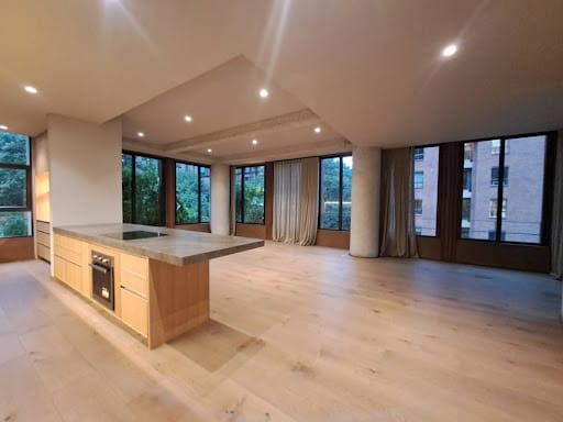Apartamento de 2 alcobas en arriendo en Las Lomas No.1, Medellín, 190 m² · foto 11 de 24