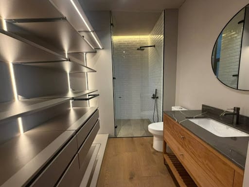 Apartamento de 2 alcobas en arriendo en Las Lomas No.1, Medellín, 190 m² · foto 17 de 24