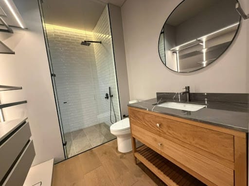 Apartamento de 2 alcobas en arriendo en Las Lomas No.1, Medellín, 190 m² · foto 18 de 24