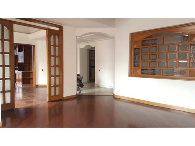 Apartamento de 3 alcobas en venta en Chico Norte, Bogotá, 147 m² · foto 6 de 24