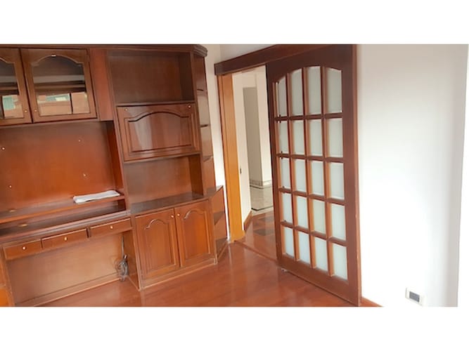 Apartamento de 3 alcobas en venta en Chico Norte, Bogotá, 147 m² · foto 8 de 24