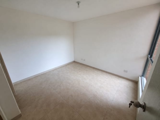 Apartamento de 3 alcobas en venta en La Cuenca, Envigado, 64 m² · foto 5 de 12