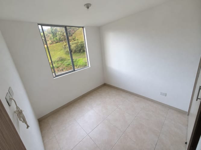 Apartamento de 3 alcobas en venta en La Cuenca, Envigado, 64 m² · foto 7 de 12