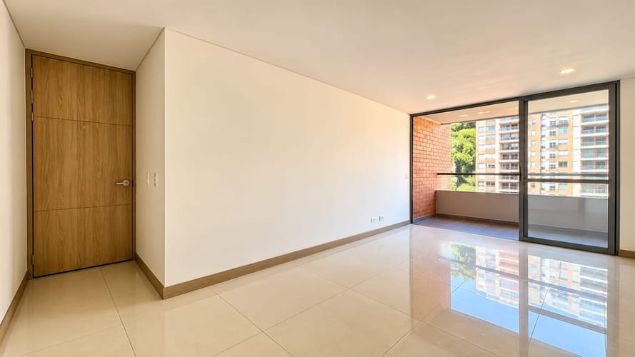 Apartamento de 3 alcobas en venta en El Chingui, Envigado, 78 m² · foto 4 de 11