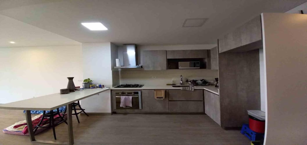 Apartamento de 2 alcobas en arriendo en San Jose Sur, Pereira, 89 m² · foto 3 de 15