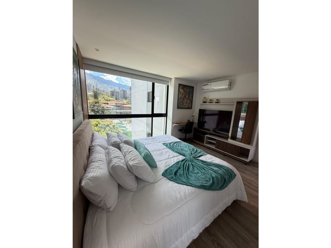 Apartamento de 3 alcobas en arriendo en Milla De Oro, Medellín, 180 m² · foto 15 de 16